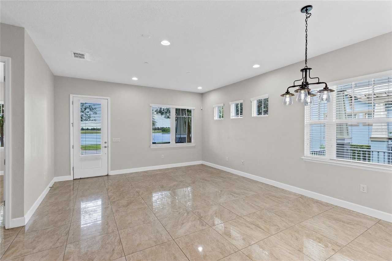 13775 Benavente Ave - Photo 3 of 34