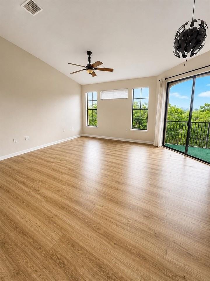 6157 Metrowest Blvd #308 - Photo 6 of 14