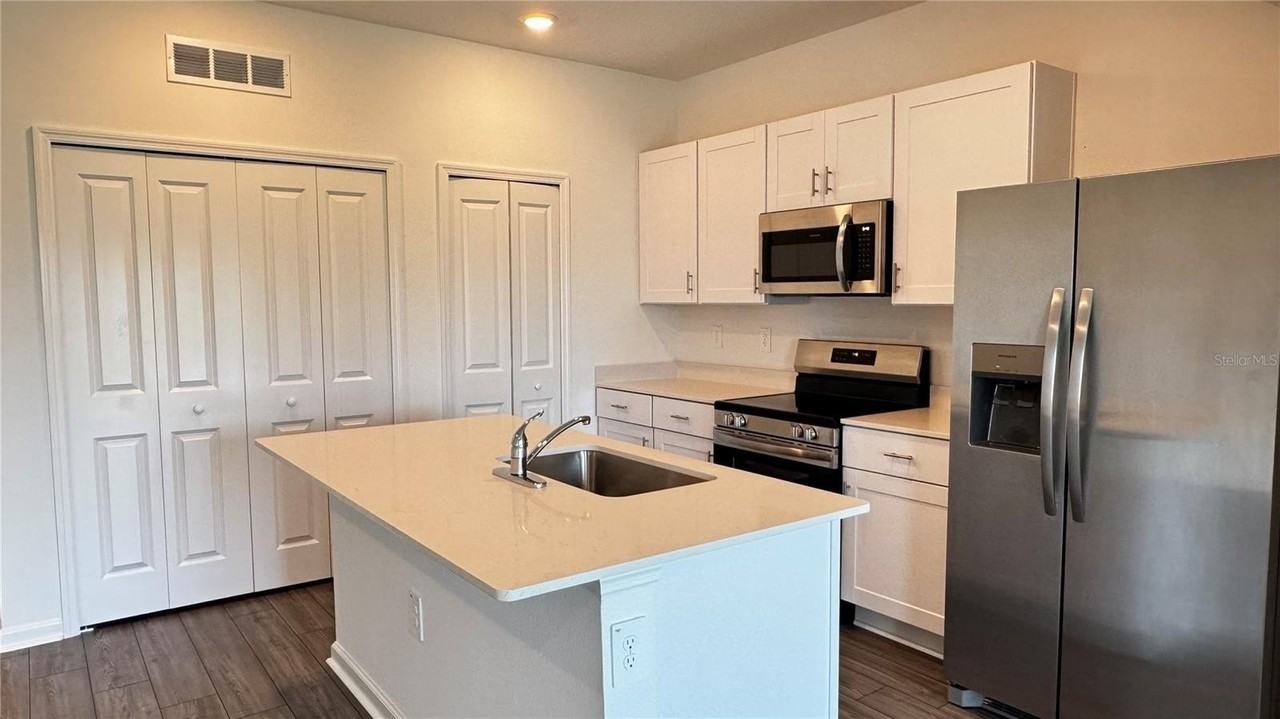 4967 Sw 83rd Pl - Photo 4 of 13