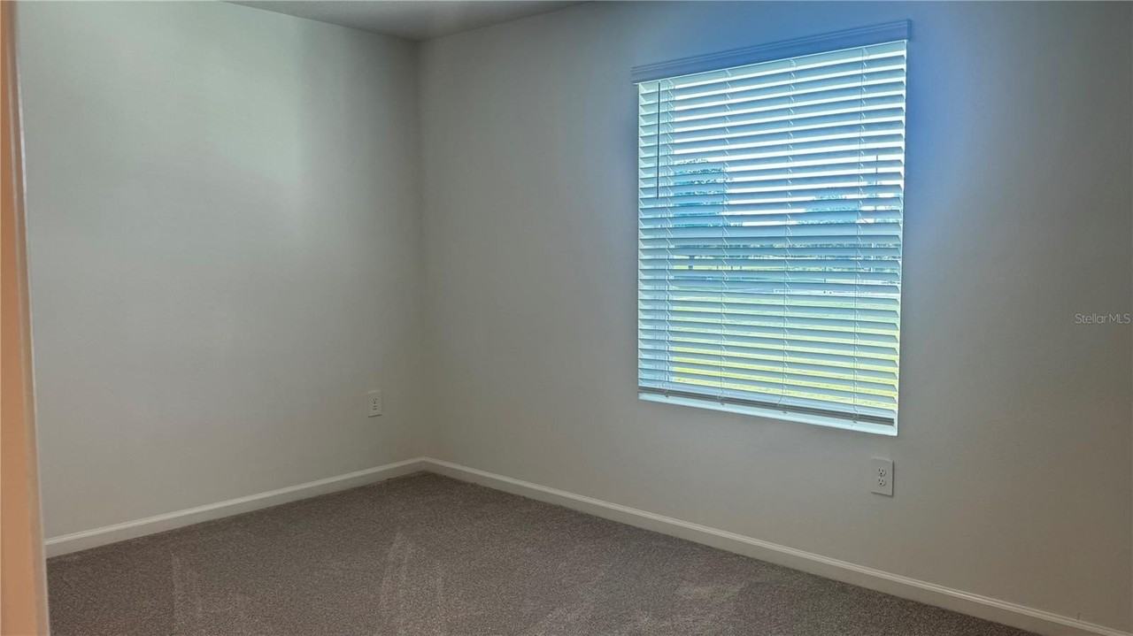 4955 Sw 83rd Pl - Photo 4 of 12
