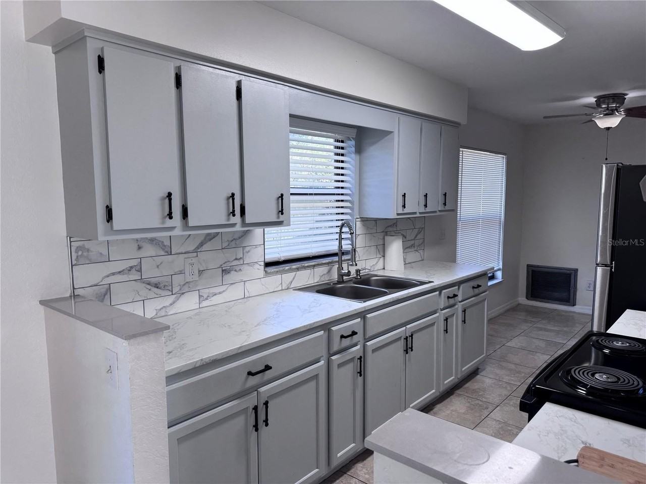 15144 Sw 27th Ct - Photo 3 of 24