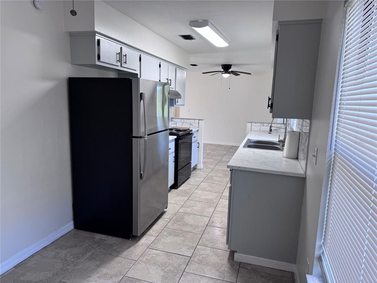 15144 Sw 27th Ct - Photo 5 of 24
