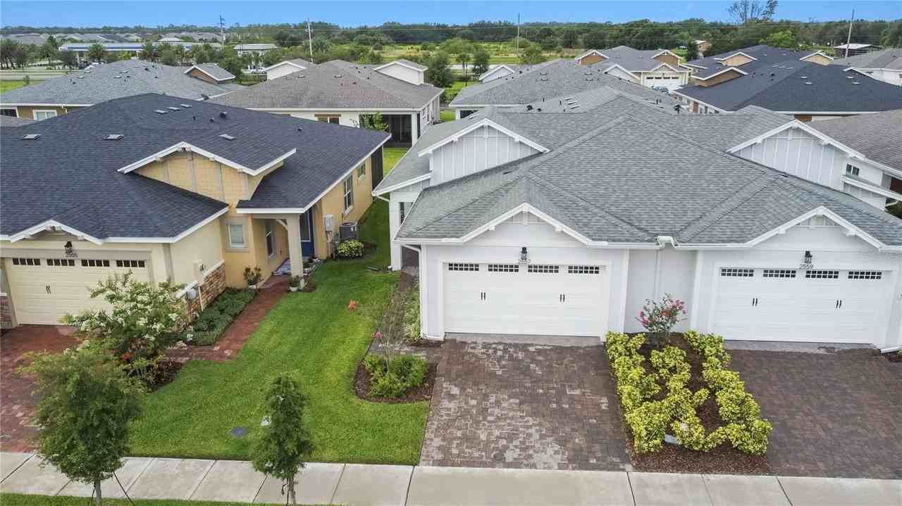 2557 Yellow Brick Rd - Photo 6 of 42