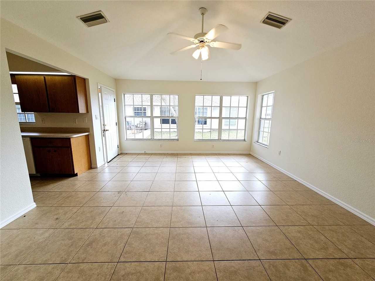 66 N Mccall Rd - Photo 6 of 18