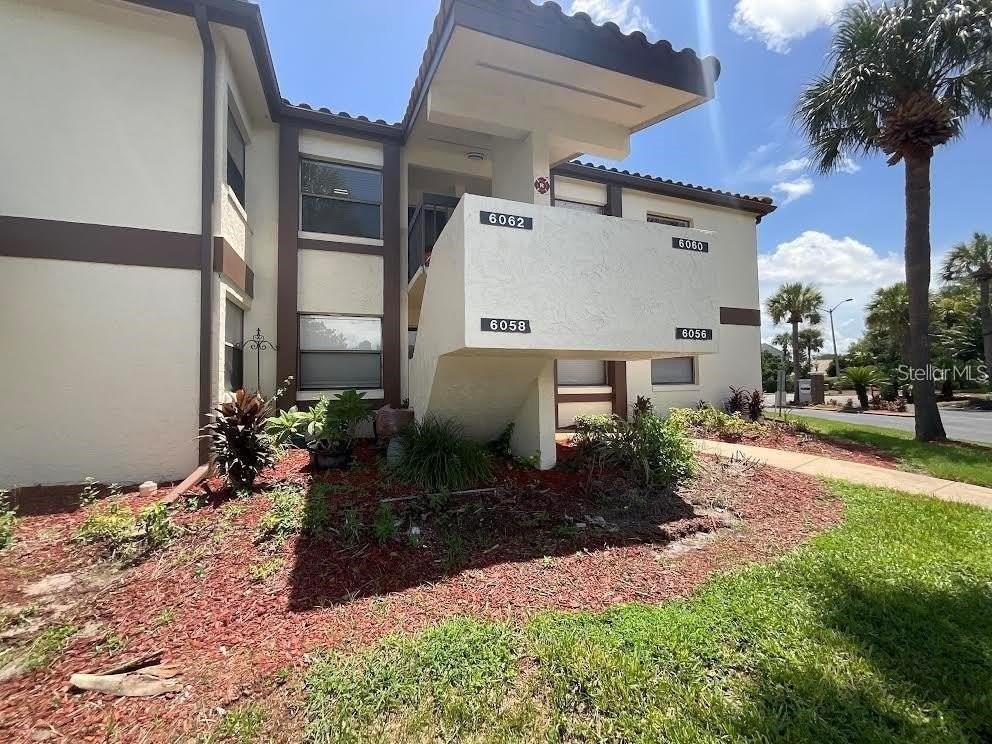 6062 Willowpointe Cir #203