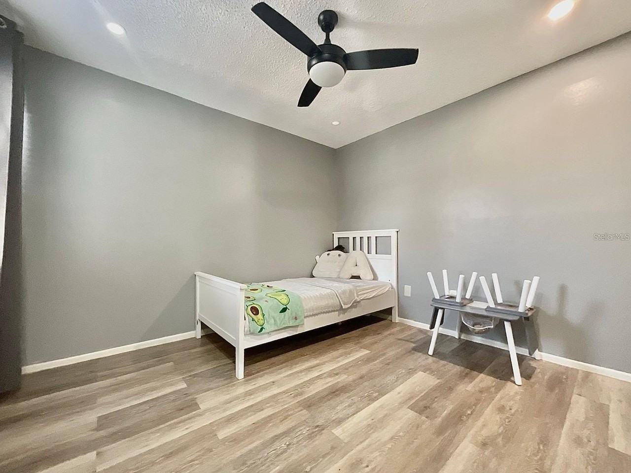 6062 Willowpointe Cir #203 - Photo 7 of 20