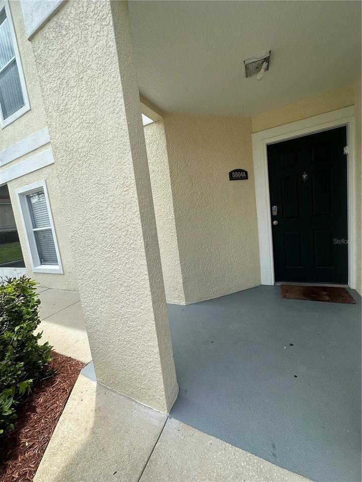 8804 Grand Palms Cir #A - Photo 4 of 14