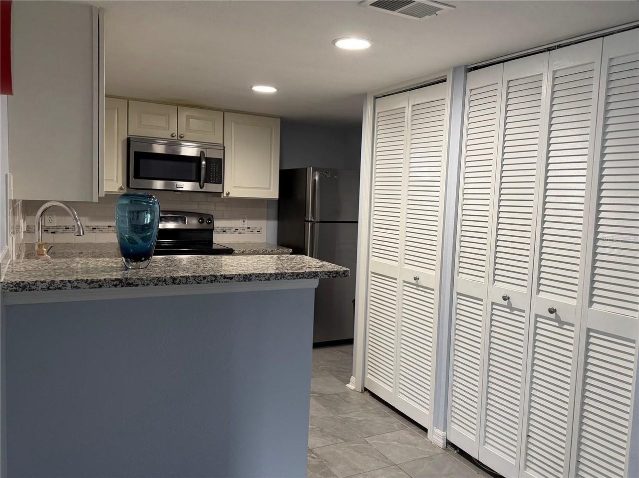 8804 Grand Palms Cir #A - Photo 6 of 14