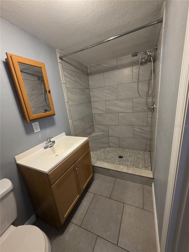 1328 37th St Nw - Photo 7 of 8