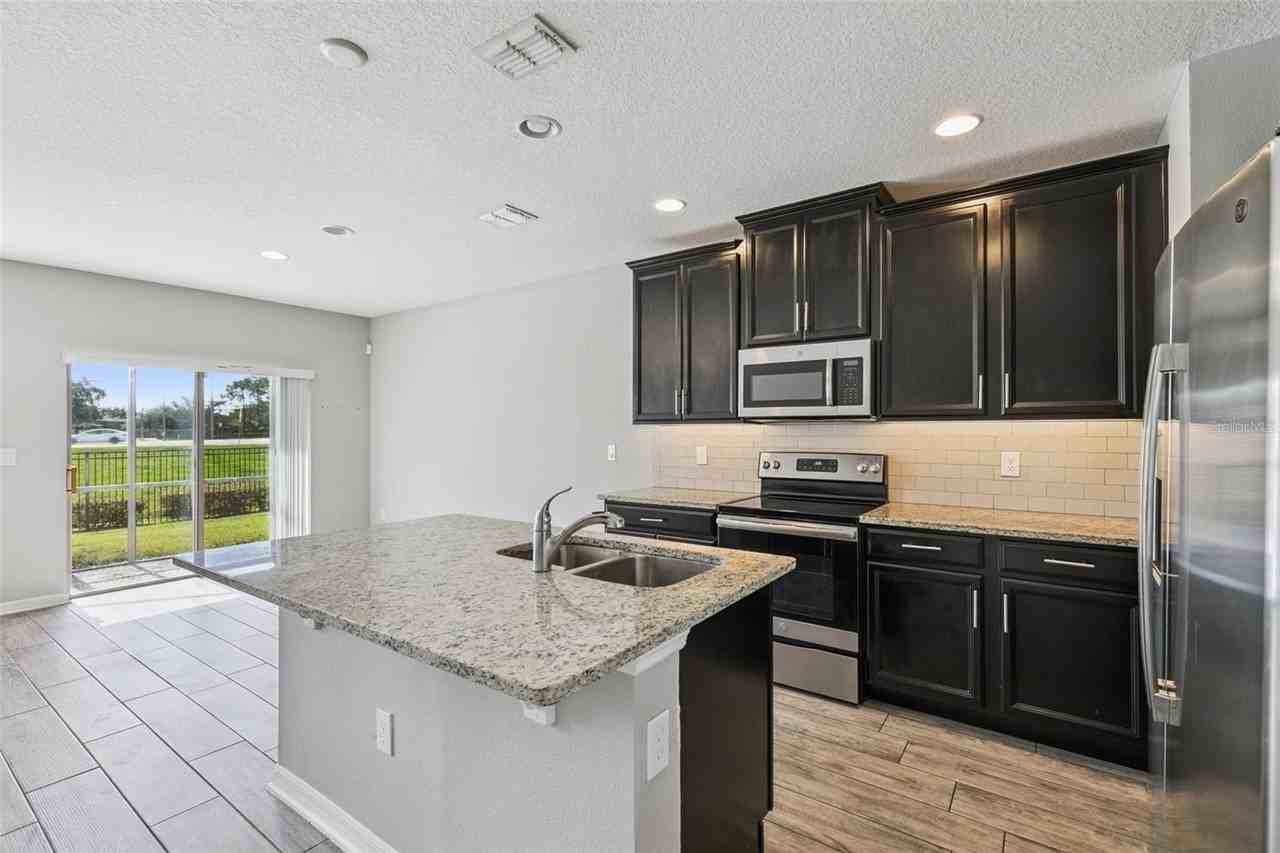 1283 Flowing Tide Dr - Photo 7 of 25
