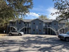 featured image of 4400 Millwood Rd #E