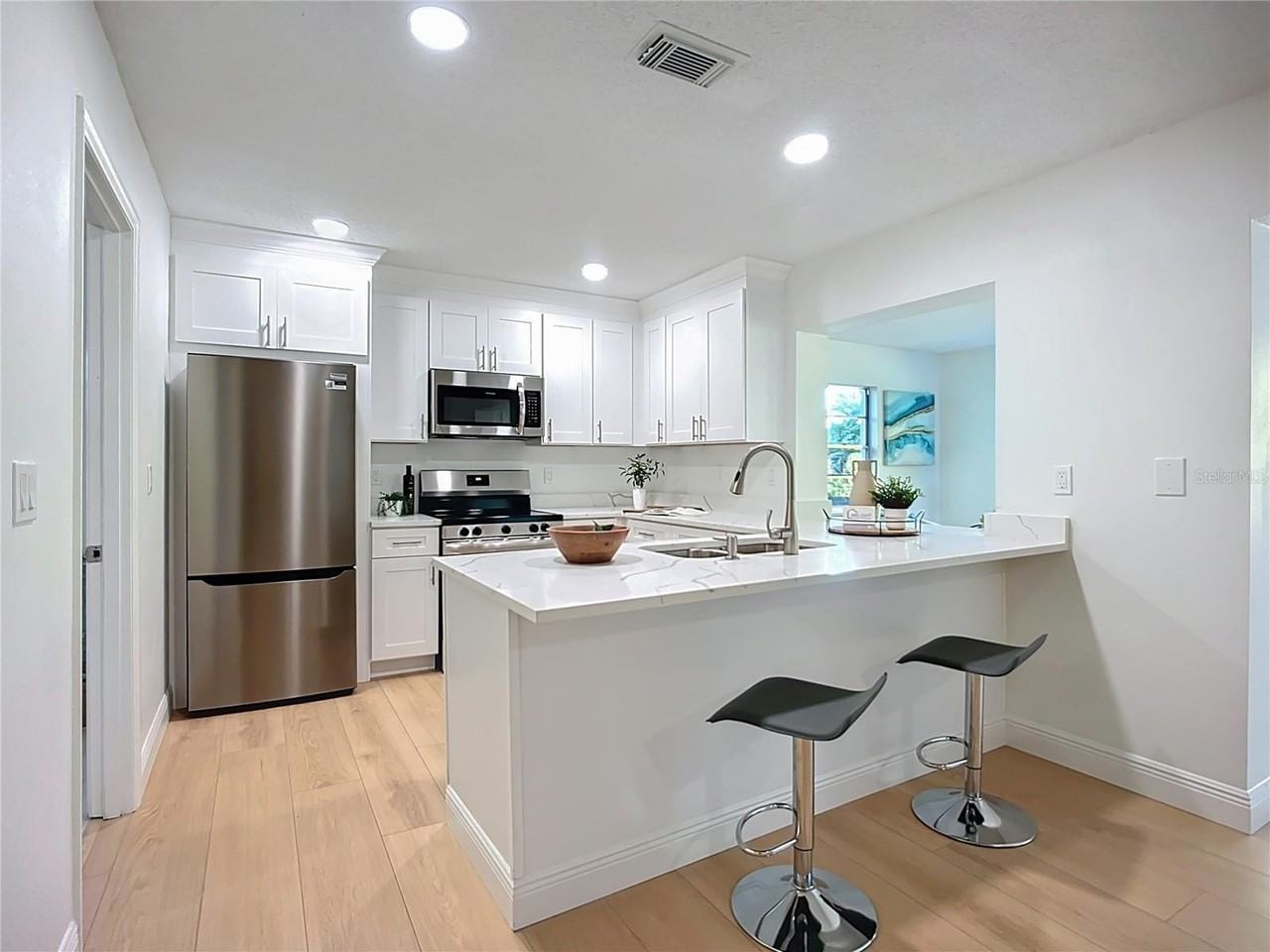 2014 Hampstead Cir - Photo 7 of 41