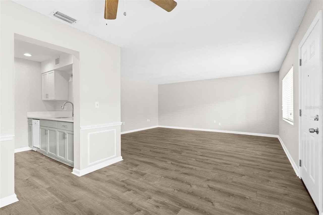 350 79th Ave N #134 - Photo 7 of 29