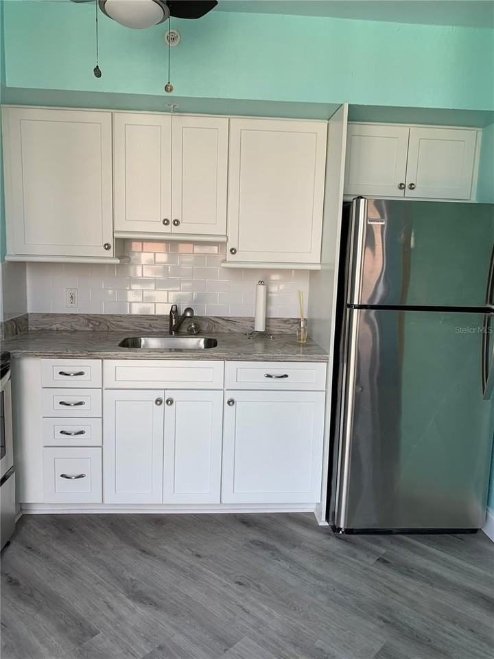 470 3rd St S #616 - Photo 6 of 17