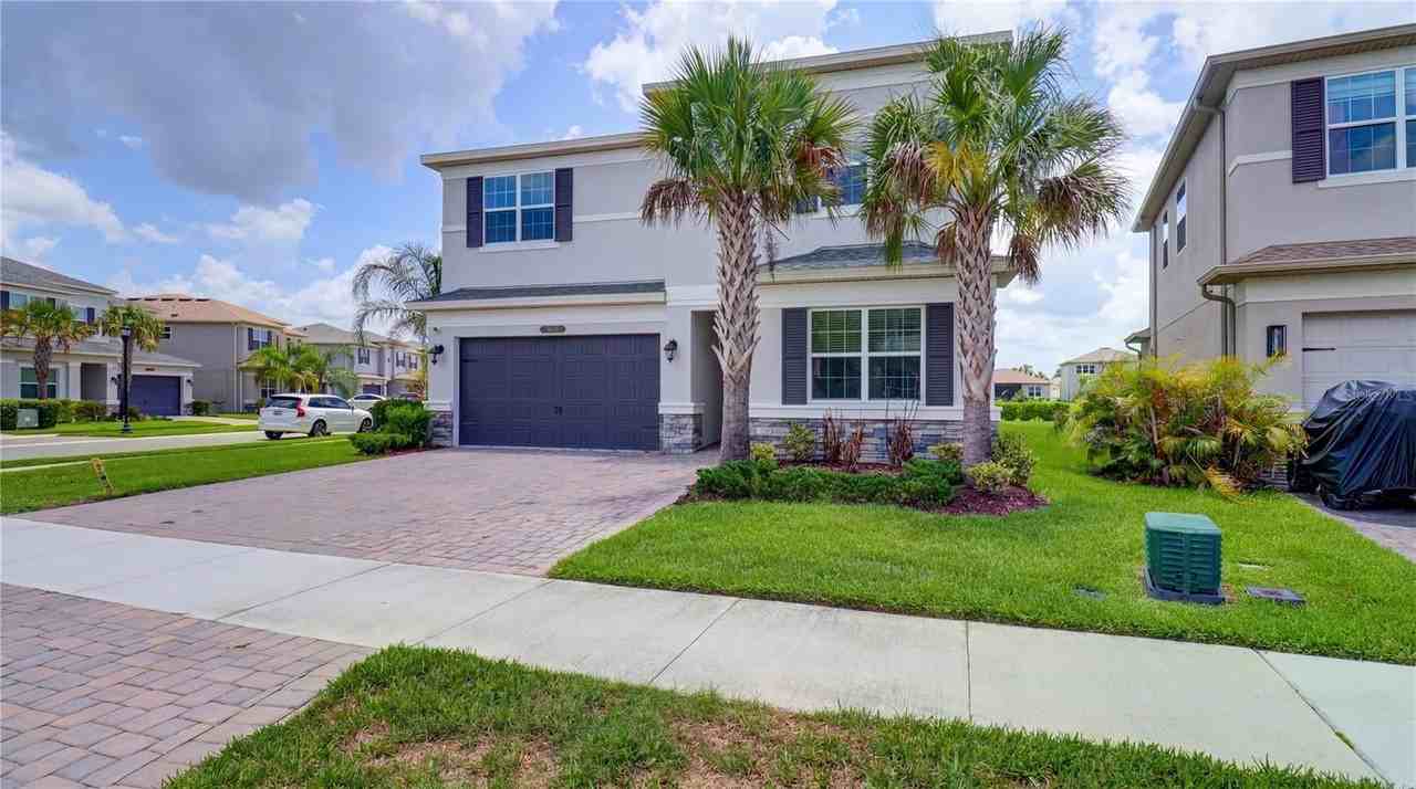 3338 Great Banyan Way - Photo 2 of 50