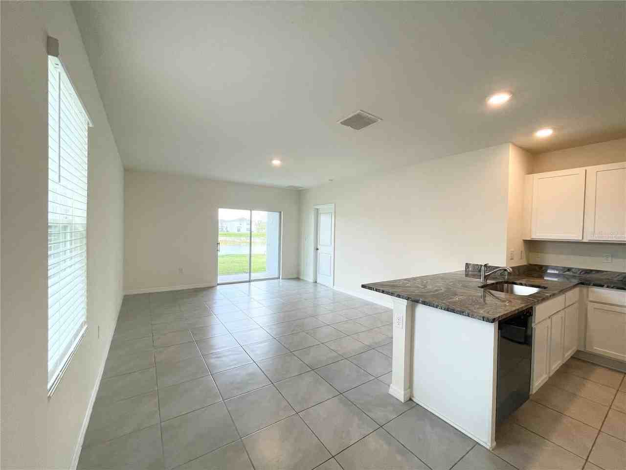 35759 Sunflower Hill Dr - Photo 7 of 36