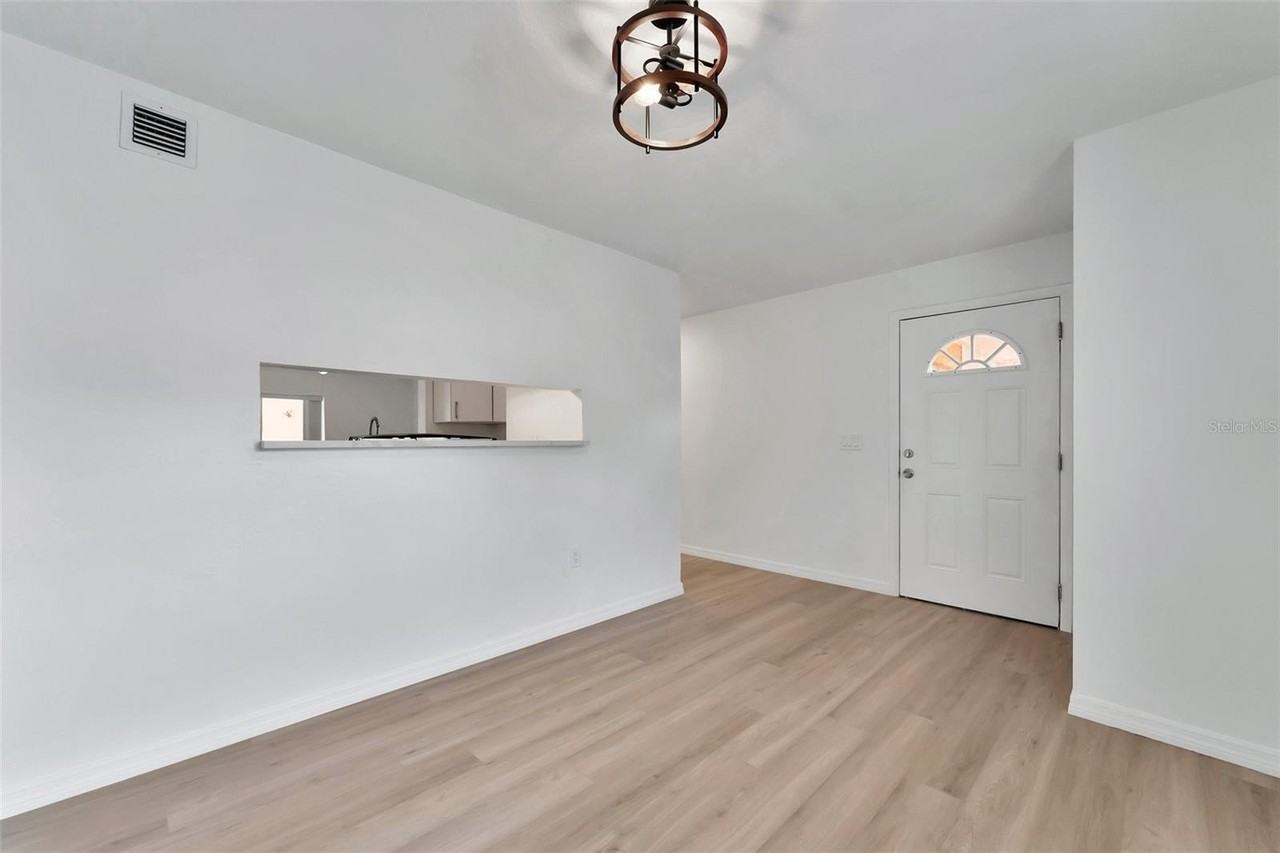 9940 7th Way N #101 - Photo 5 of 35