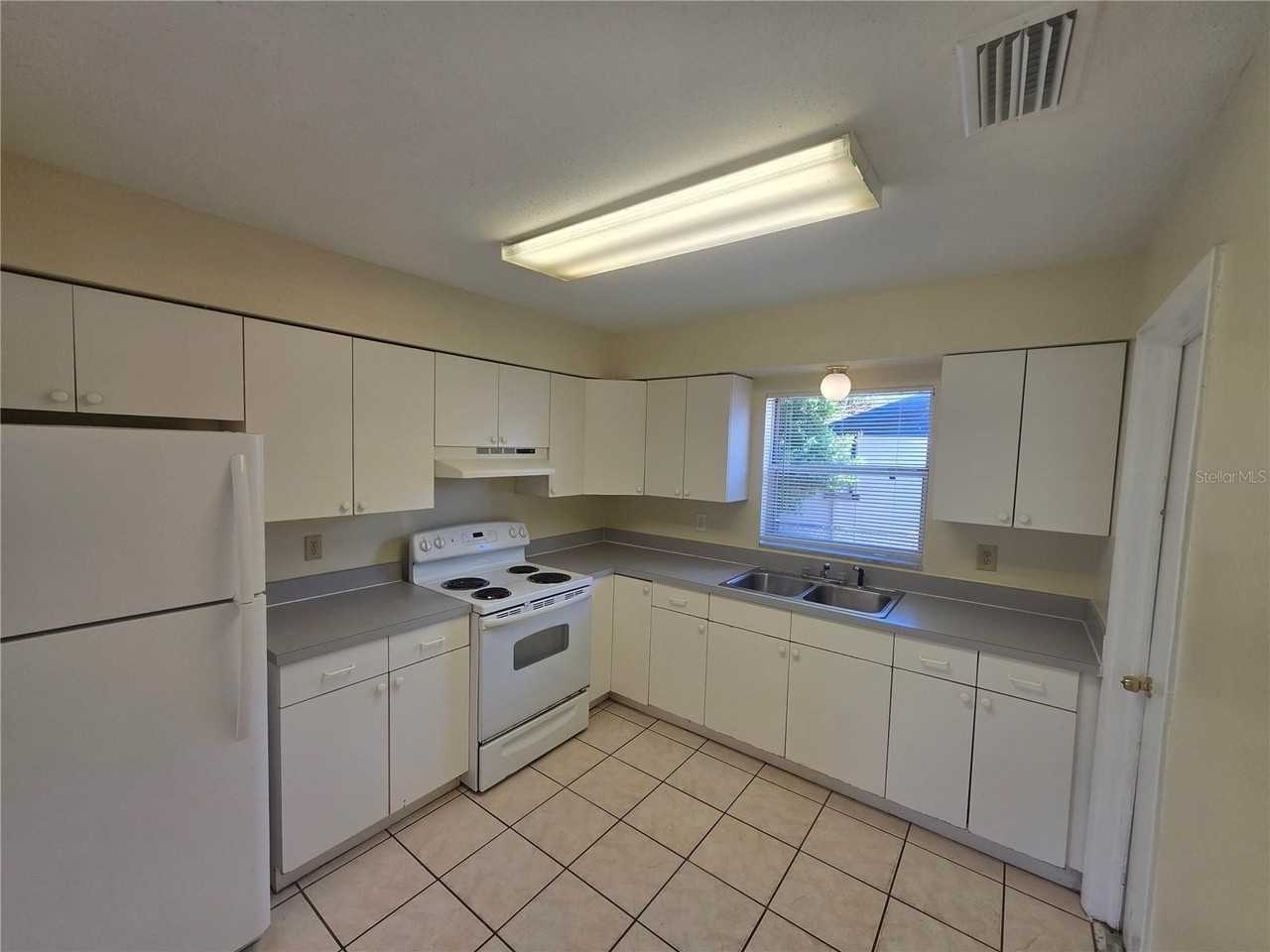 7334 Ponderosa Dr - Photo 3 of 18