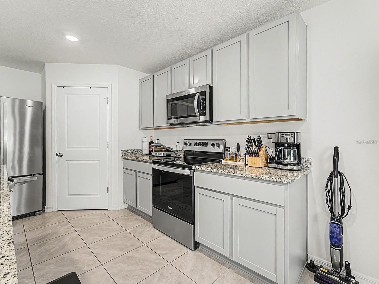 13484 Mylion Way - Photo 2 of 10
