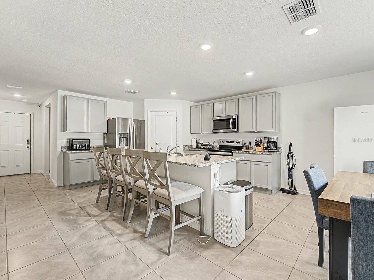 13484 Mylion Way - Photo 3 of 10