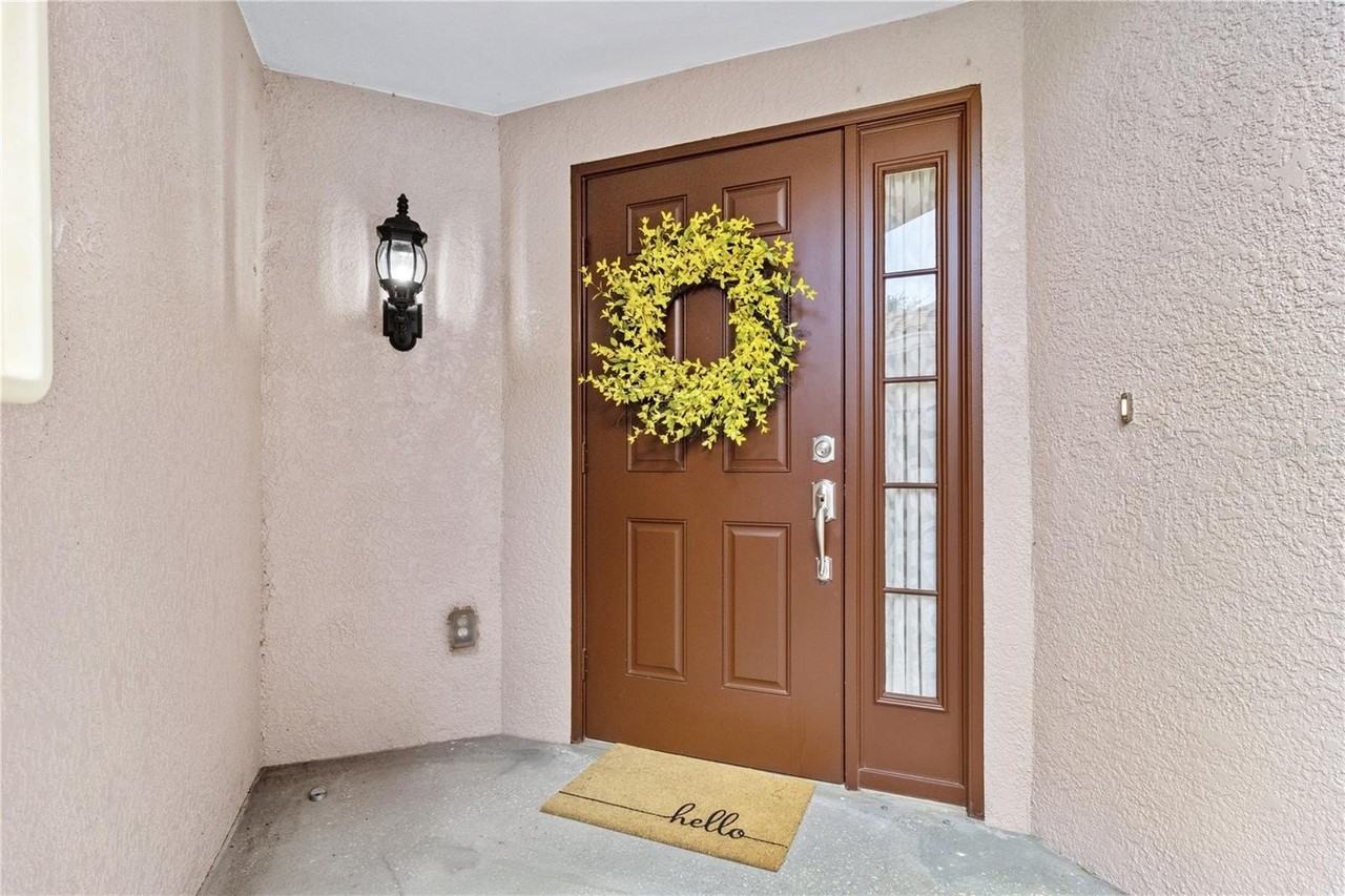 852 Lantern Way - Photo 2 of 50