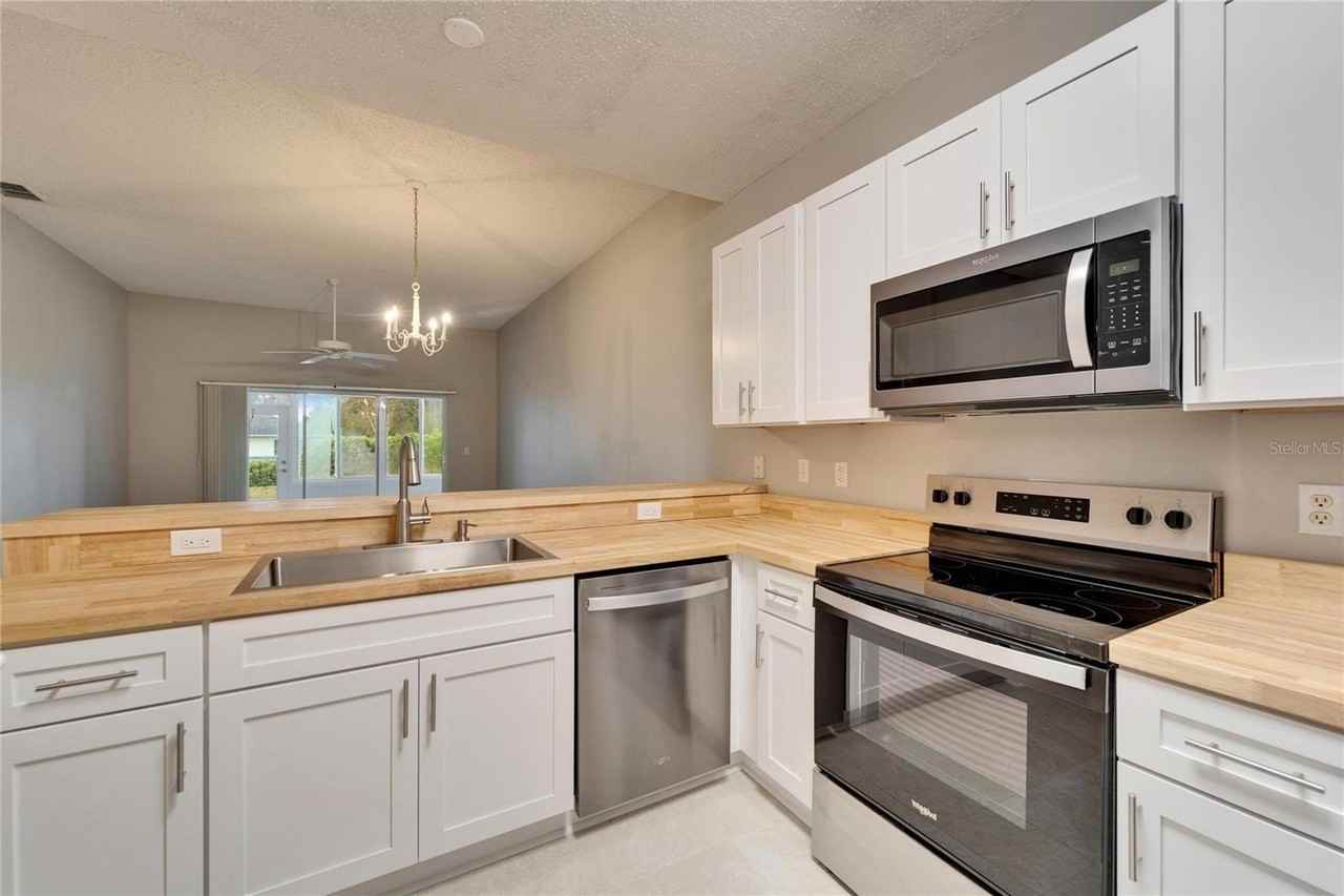 1032 Radison Ave #2 - Photo 7 of 50