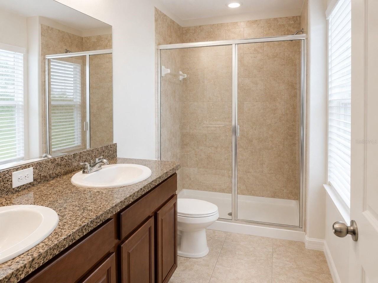 17575 Brighton Lake Rd - Photo 7 of 13