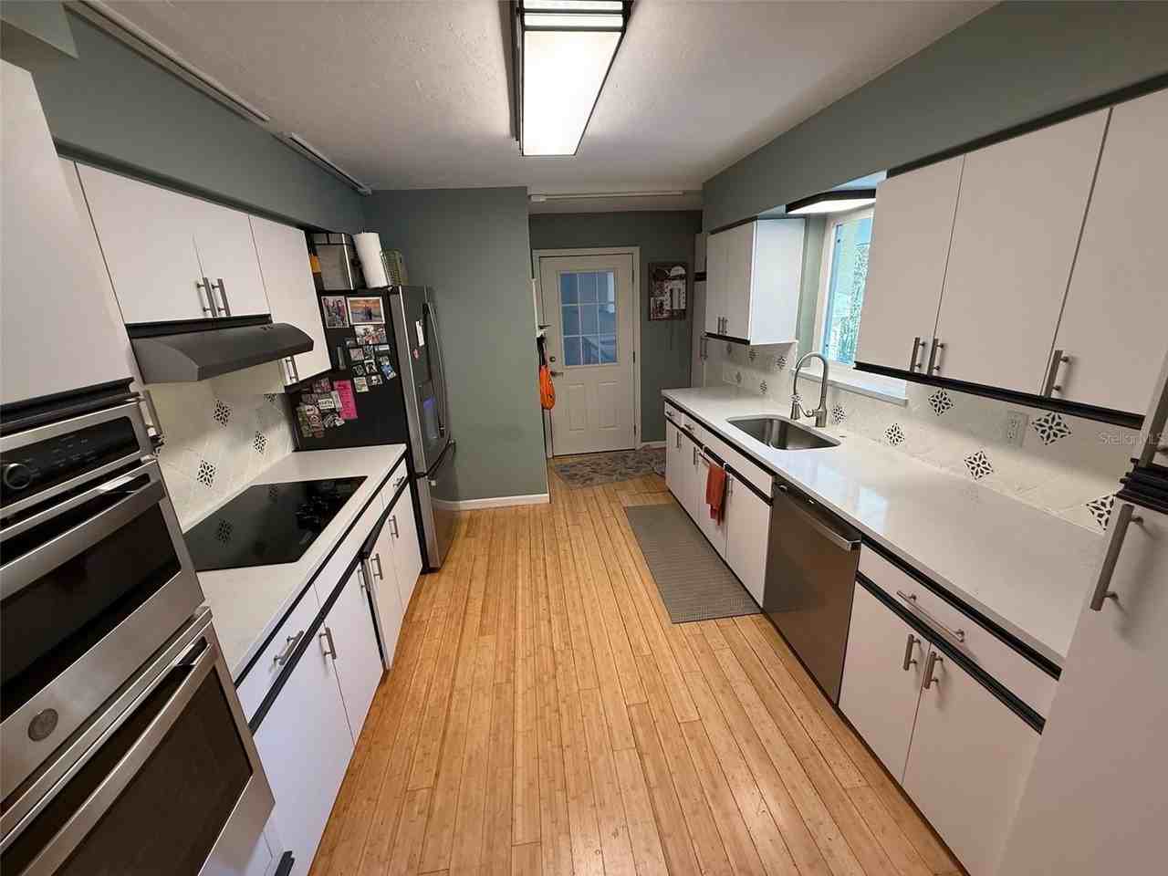 2720 Goldenrod St - Photo 4 of 18