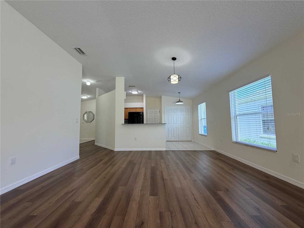 7838 Carriage Pointe Dr - Photo 7 of 34