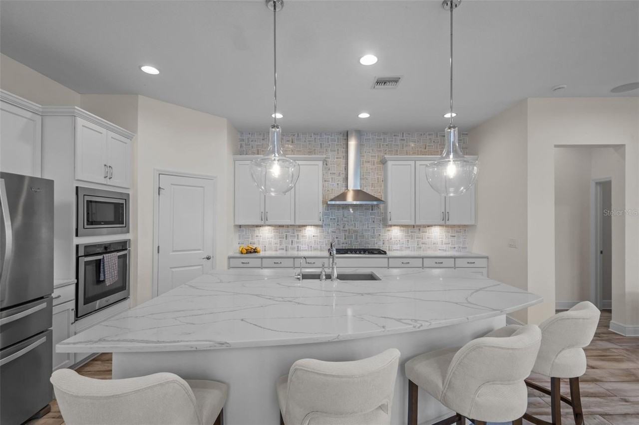 2515 Portico St - Photo 5 of 45