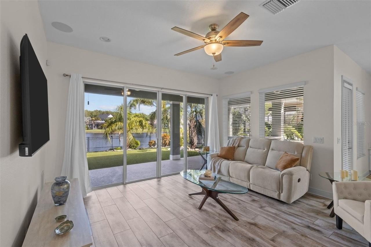 2515 Portico St - Photo 7 of 45