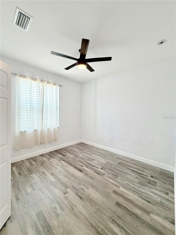 5160 70th Ave N - Photo 5 of 24