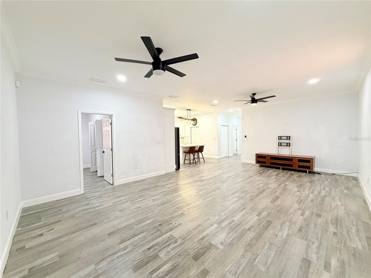 5160 70th Ave N - Photo 6 of 24