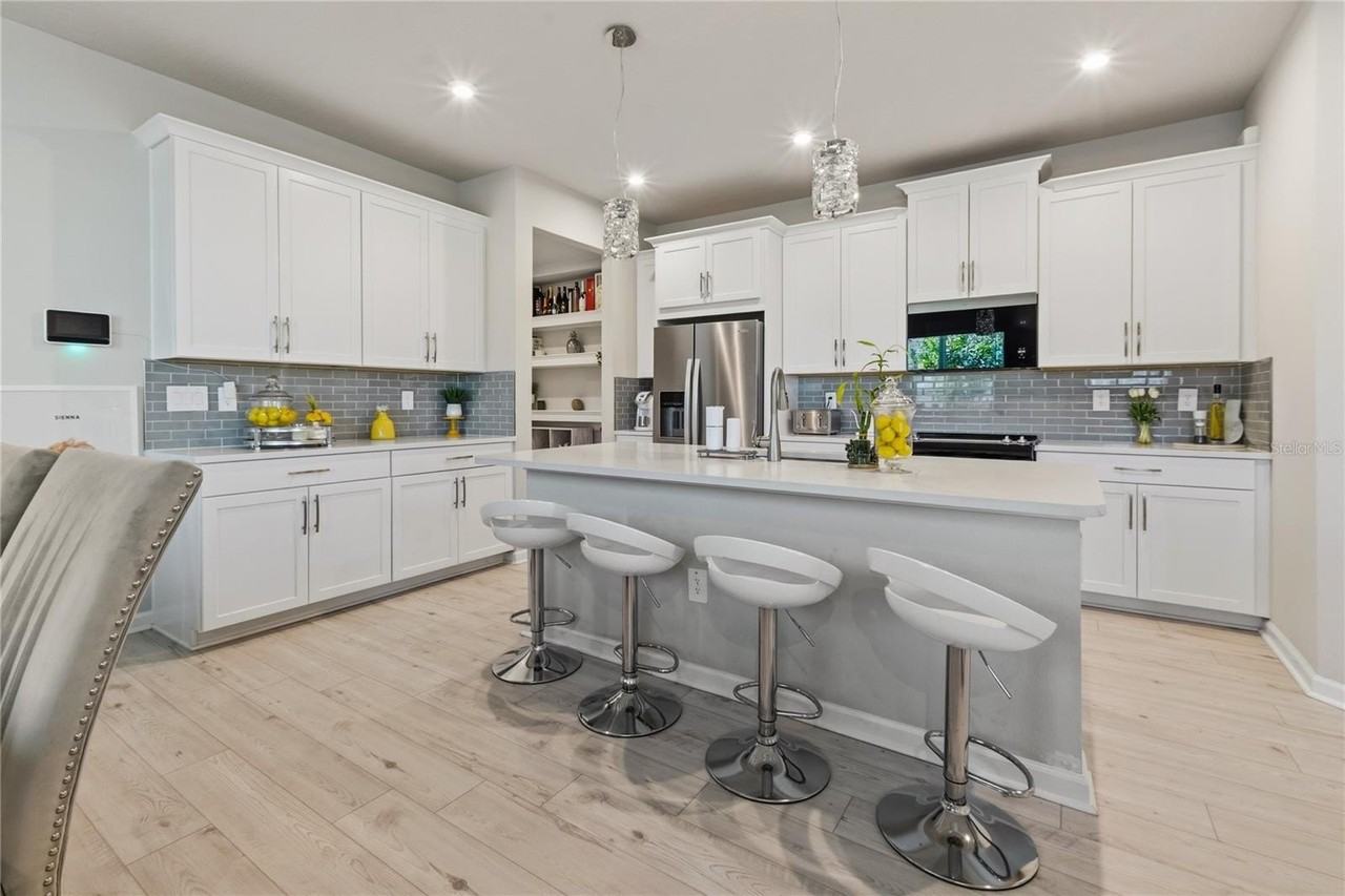 4062 Cloud Hopper Way - Photo 5 of 30