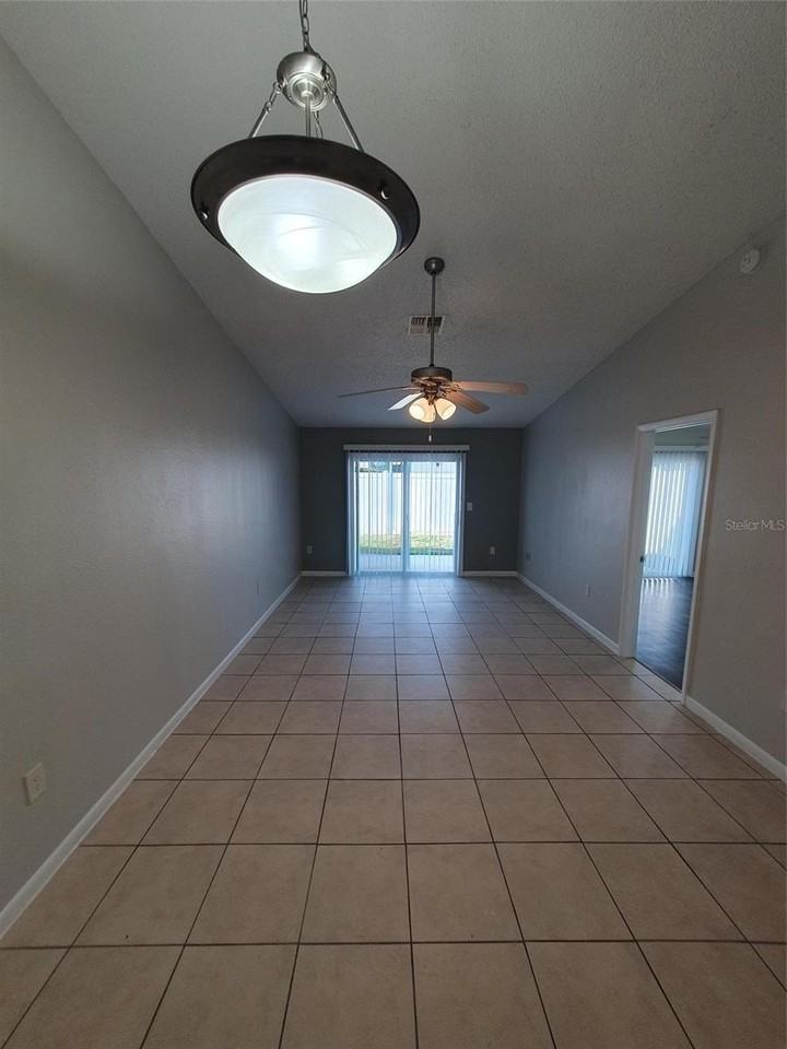 1893 Orange Boulevard Way - Photo 4 of 9