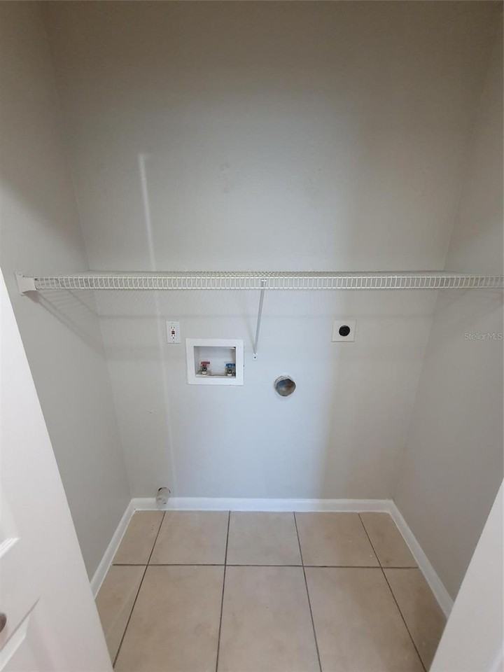 1893 Orange Boulevard Way - Photo 5 of 9