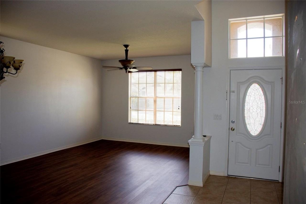2504 Ladoga Dr - Photo 3 of 29