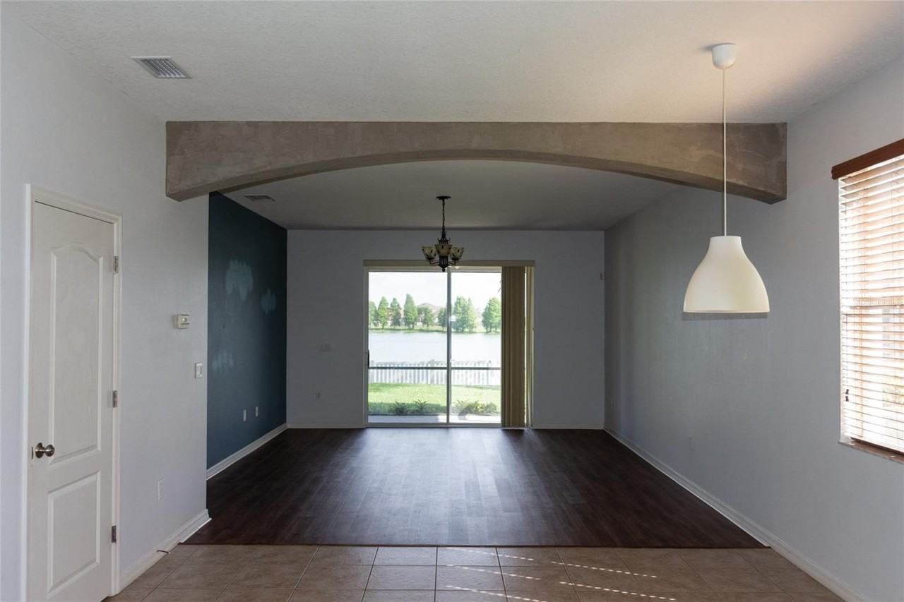 2504 Ladoga Dr - Photo 4 of 29