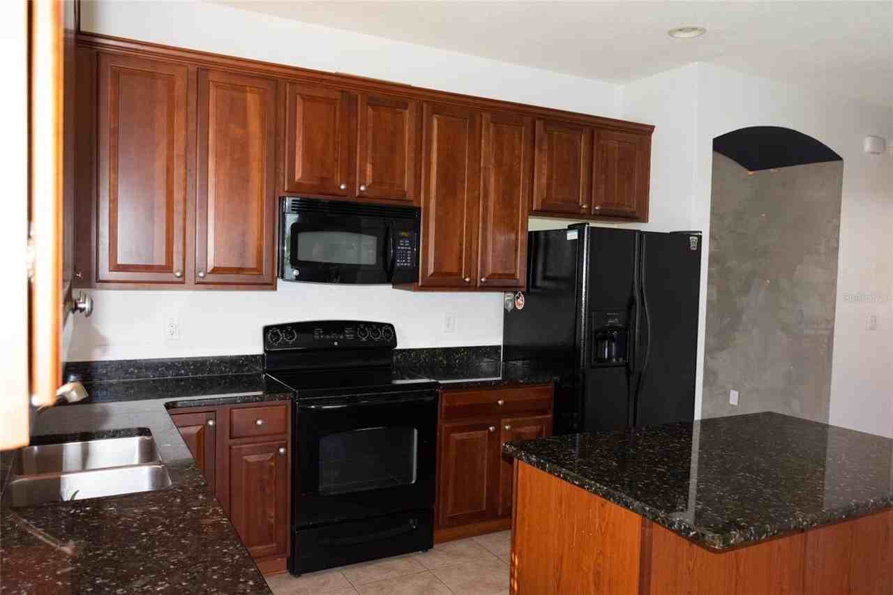 2504 Ladoga Dr - Photo 7 of 29