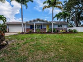 featured image of 1661 Algonquin Dr