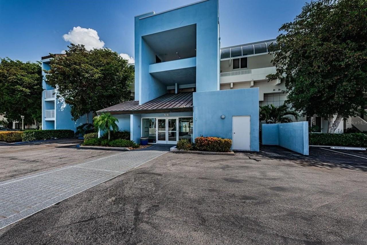 5151 Isla Key Blvd S #220