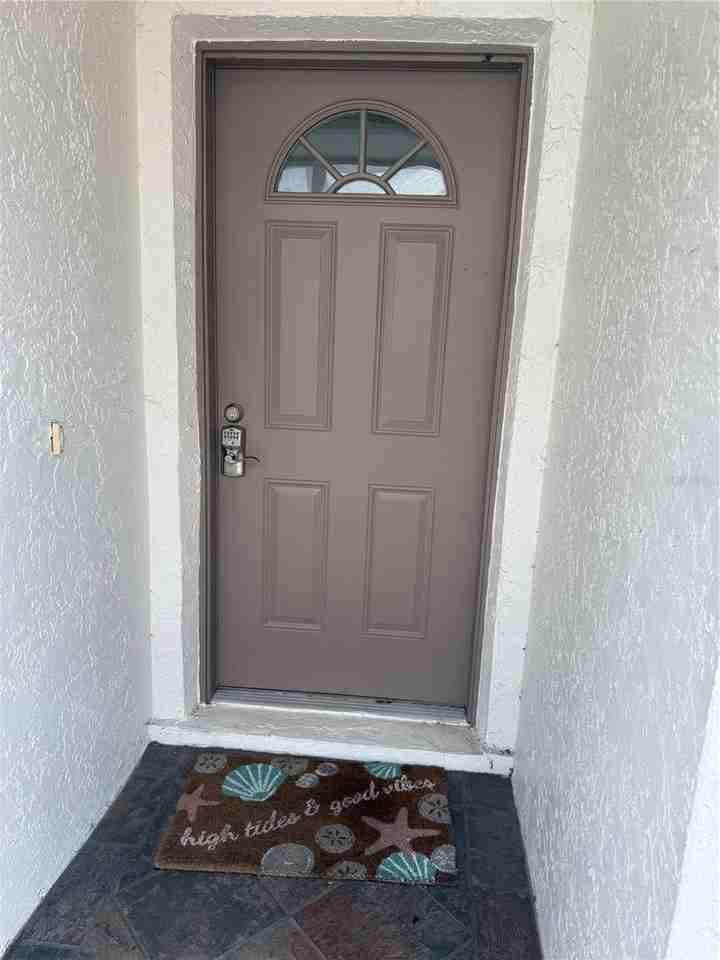 514 Longfellow Ct #C - Photo 4 of 37