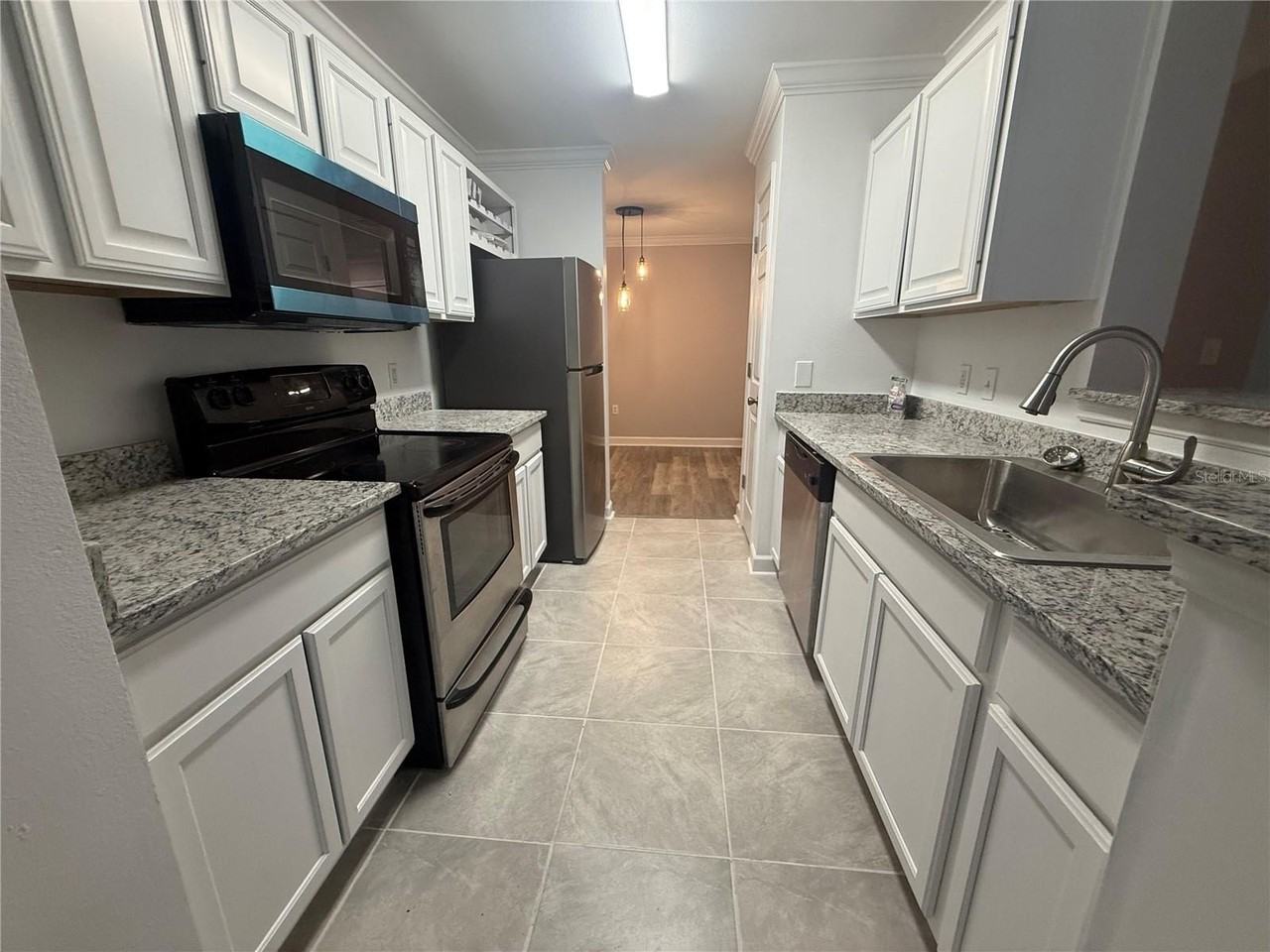 18293 Bridle Club Dr #18293 - Photo 3 of 19