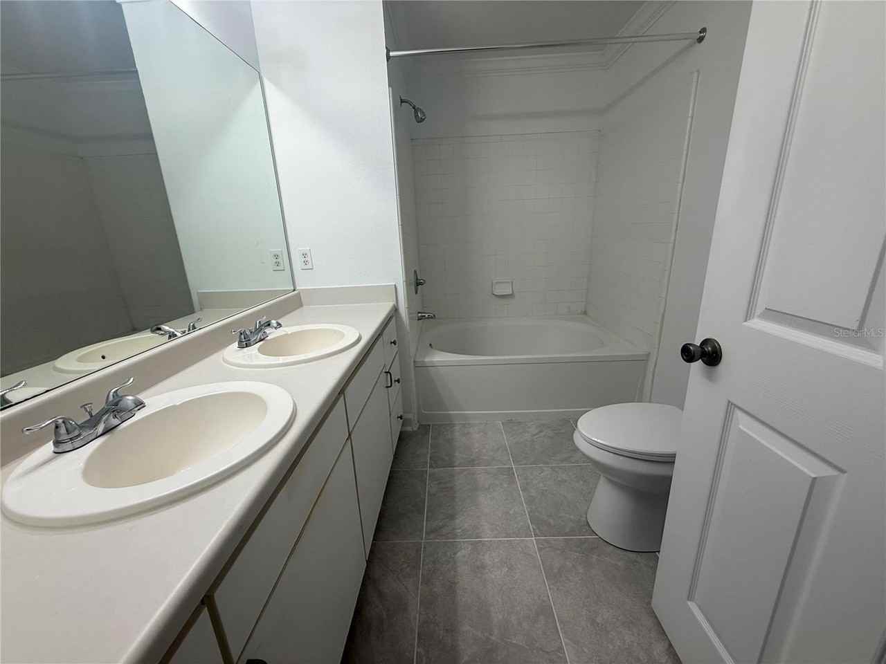 18293 Bridle Club Dr #18293 - Photo 7 of 19