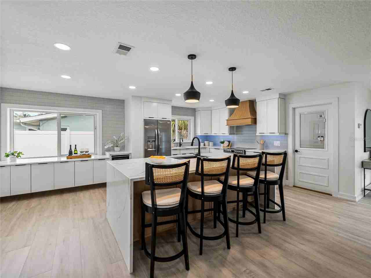 6709 Cardinal Dr S - Photo 7 of 50