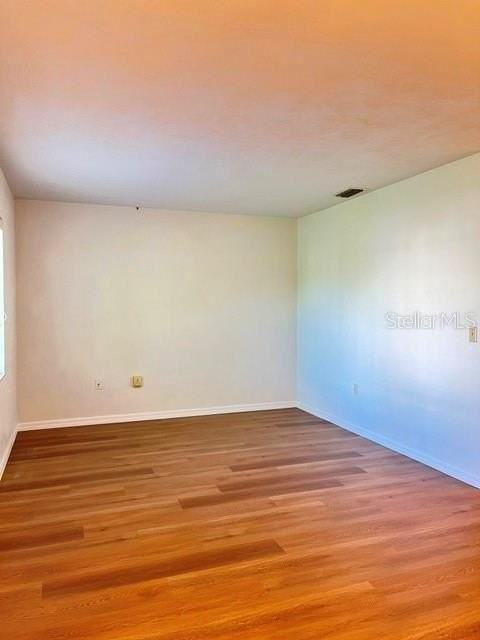1004 New Bedford Dr - Photo 7 of 13