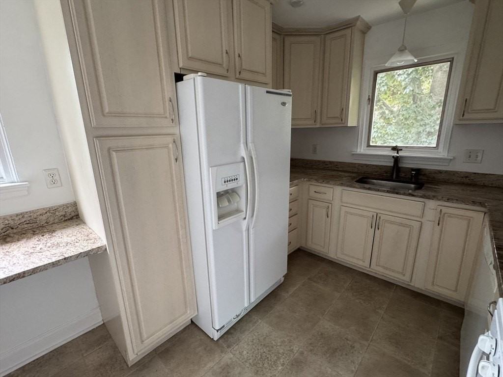 1517 Belmont Rd #2 - Photo 2 of 14