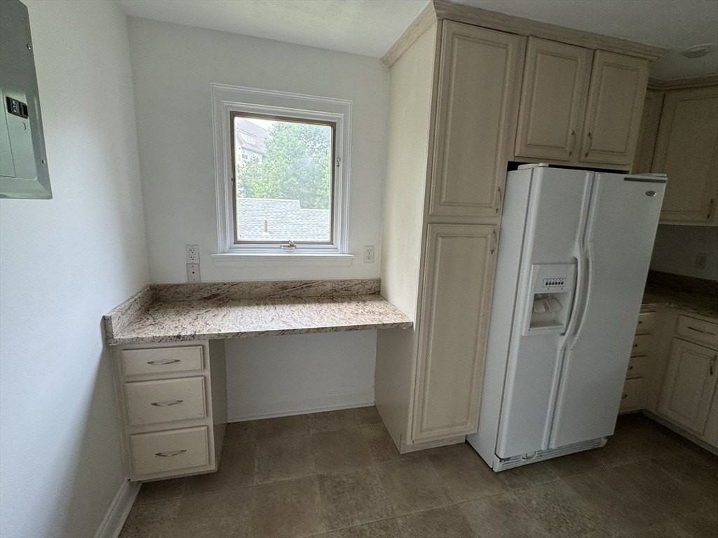 1517 Belmont Rd #2 - Photo 3 of 14