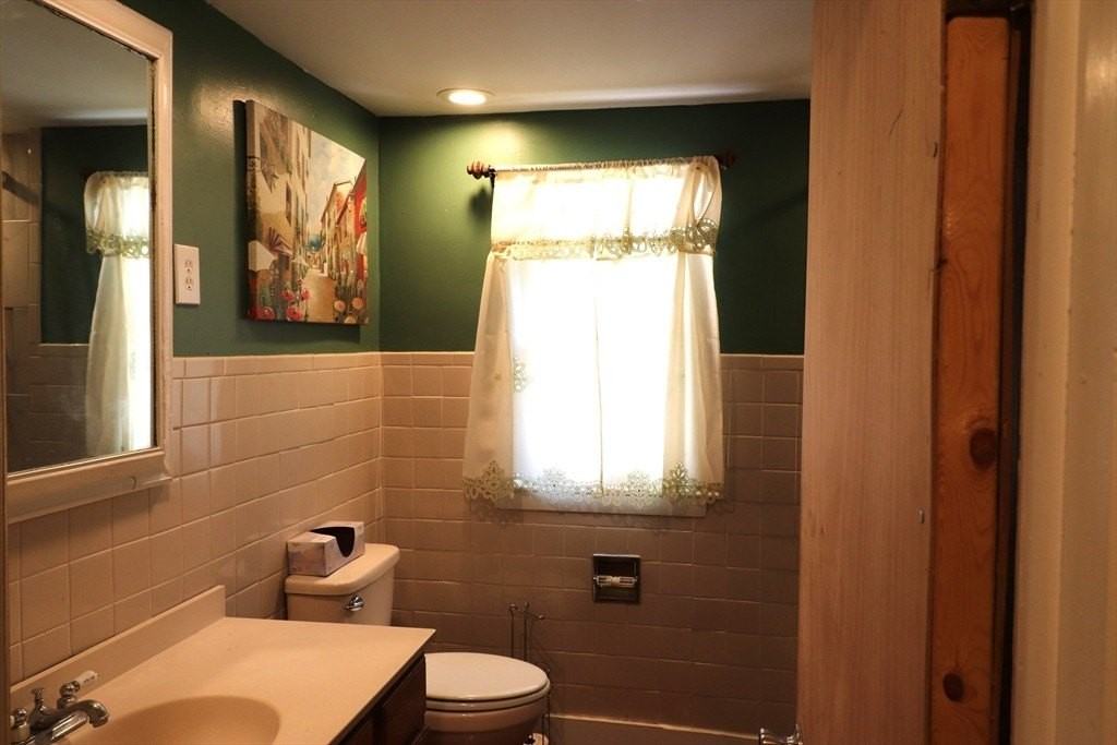 845 Stafford - Photo 7 of 11