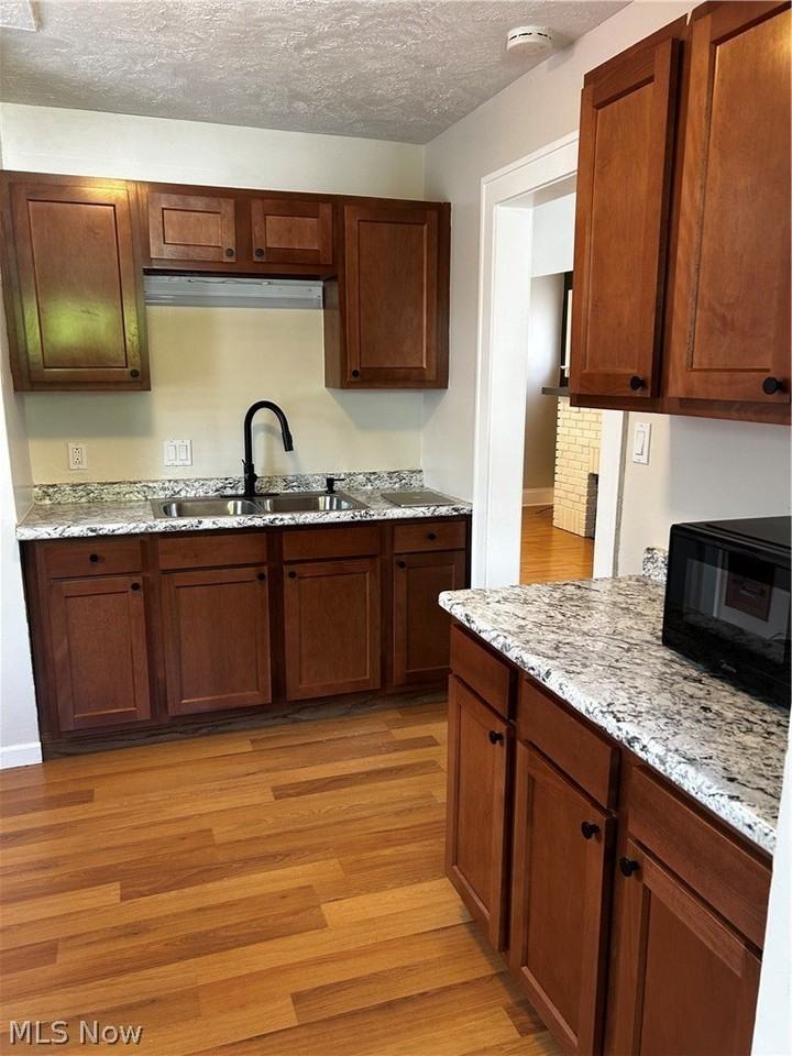 3383 W 128th St - Photo 2 of 28